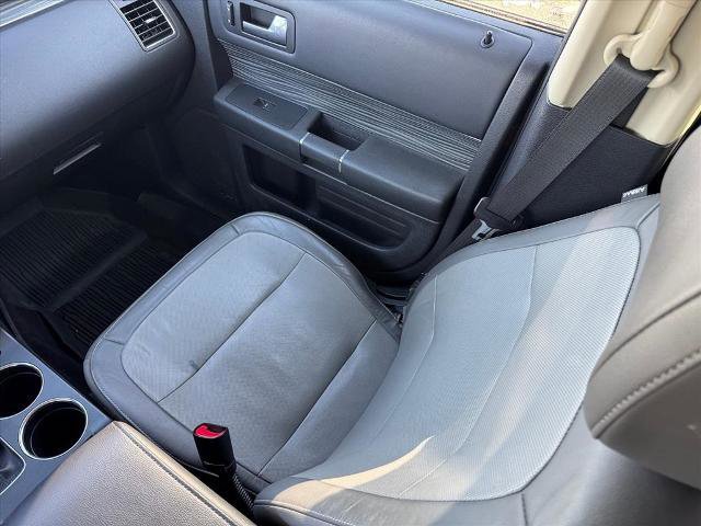 Certified 2019 Ford Flex SEL w/ Equipment Group 202A image 18