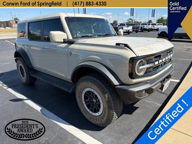 Certified 2025 Ford Bronco Outer Banks w/ Sasquatch Package AWD/4WD image 4