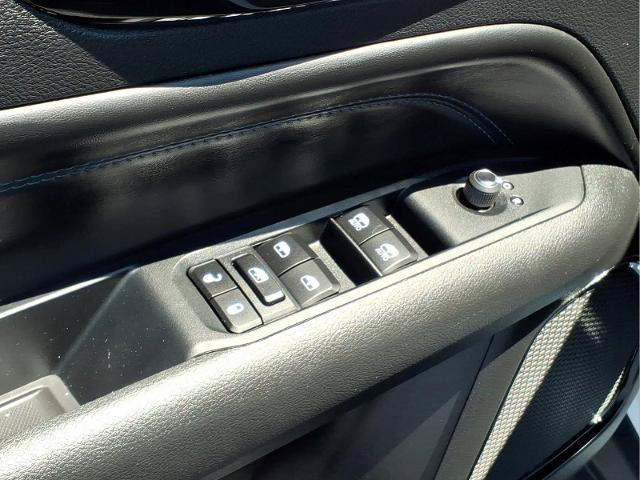 Used 2026 Jeep Compass Limited AWD/4WD image 16
