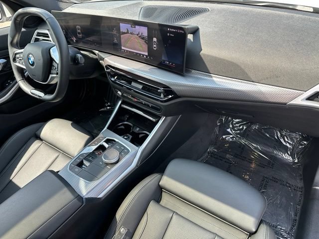 Used 2025 BMW 330i xDrive Sedan AWD/4WD image 10