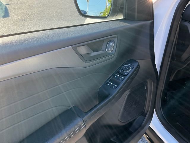 Certified 2023 Ford Escape Active AWD/4WD image 11