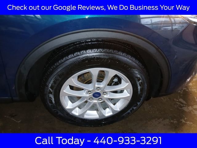 Certified 2020 Ford Escape SE image 12