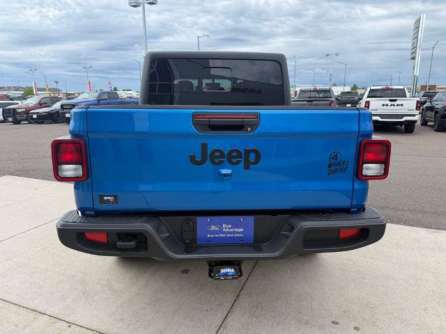 Used 2023 Jeep Gladiator Sport AWD/4WD image 5