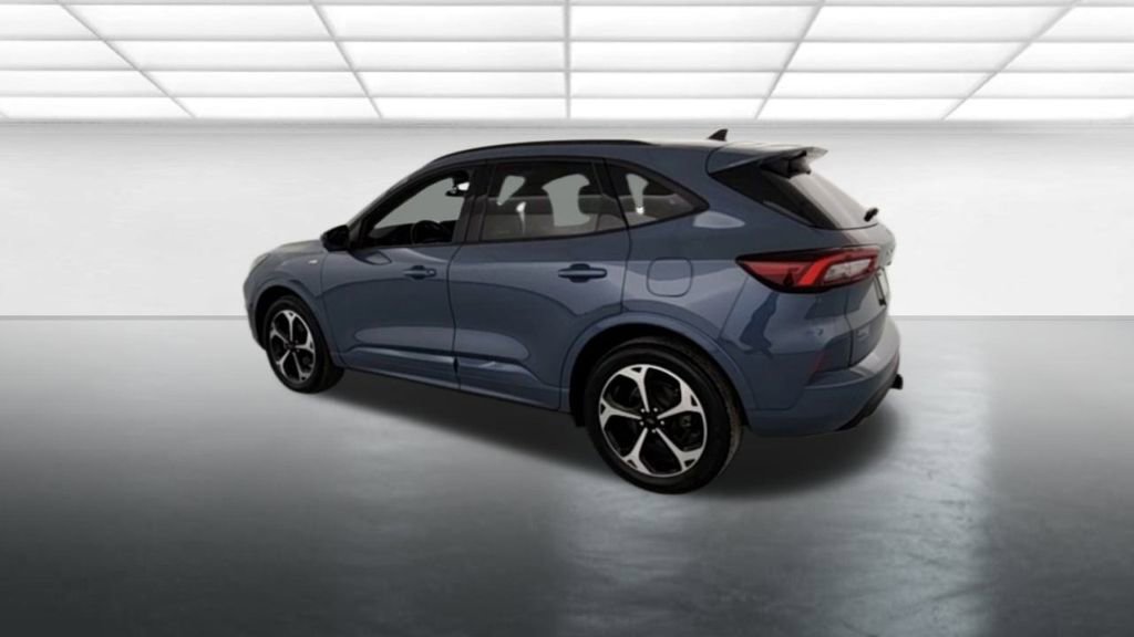 Certified 2023 Ford Escape ST-Line Select w/ Tech Pack #2 image 7