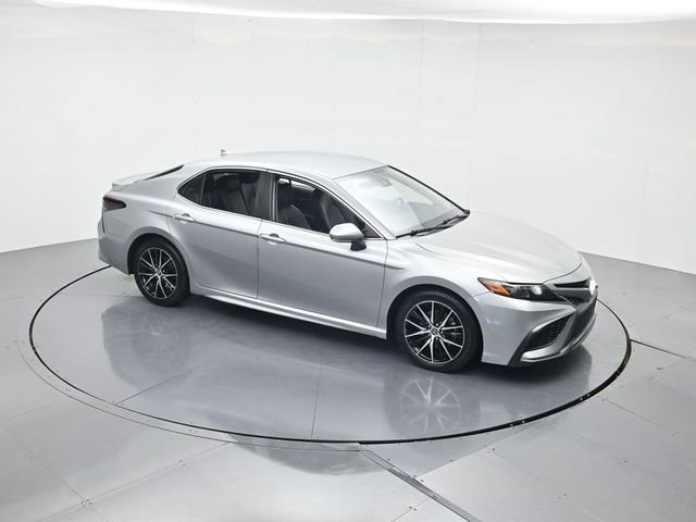 Used 2022 Toyota Camry SE FWD image 41