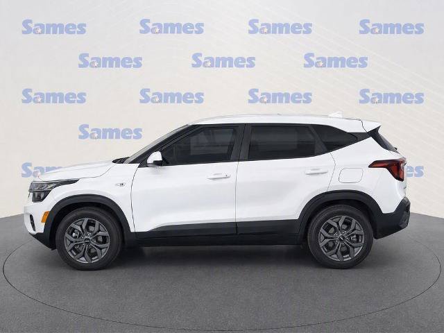 Used 2025 Kia Seltos LX AWD/4WD image 7
