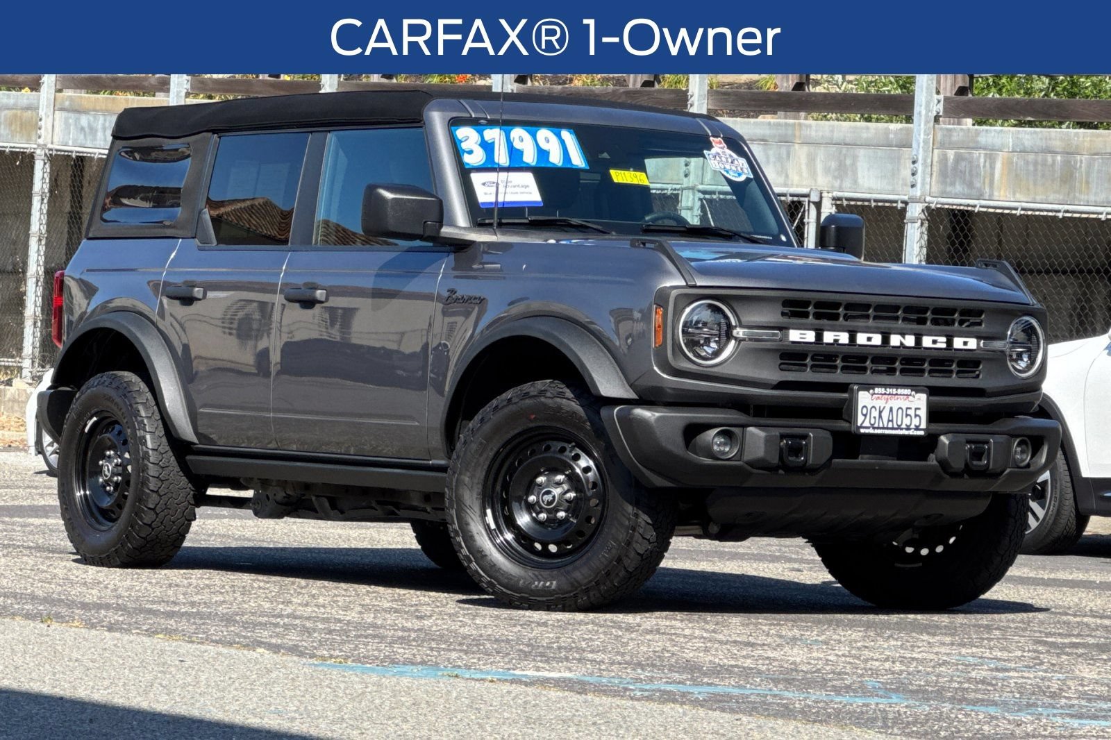 Certified 2023 Ford Bronco Black Diamond AWD/4WD image 3