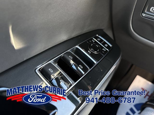 Used 2025 Cadillac Escalade ESV Premium Luxury w/ LPO, Floor Liner Package RWD image 24