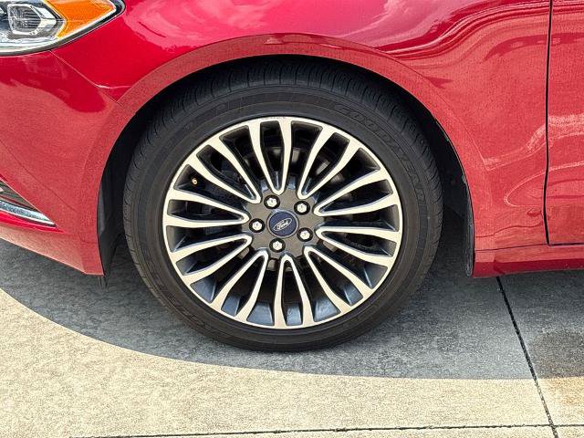 Certified 2017 Ford Fusion SE w/ Fusion SE Technology Package FWD image 11