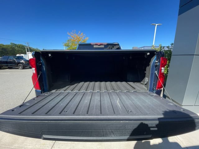 Used 2021 Chevrolet Silverado 1500 High Country AWD/4WD image 11
