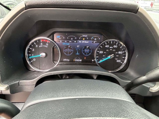 Certified 2022 Ford F350 Lariat AWD/4WD image 35