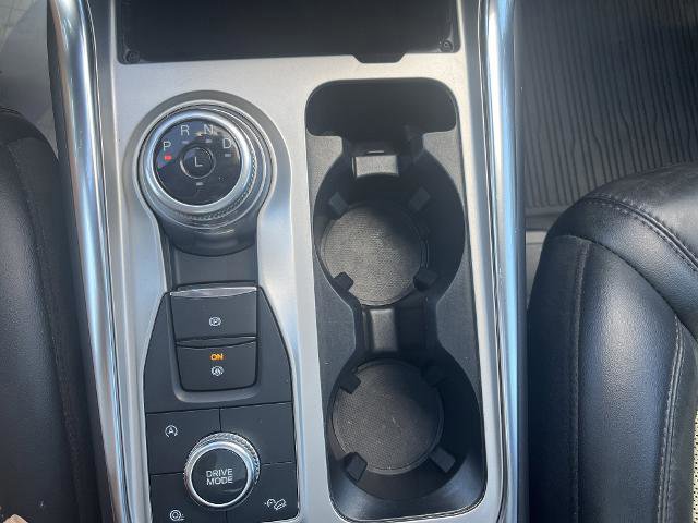 Certified 2022 Ford Explorer Platinum w/ Equipment Group 601A image 19