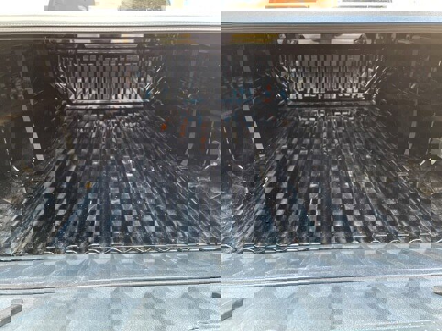 Used 2025 GMC Canyon AT4 w/ AT4 Premium Package image 9