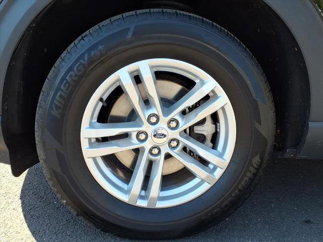 Certified 2023 Ford Explorer XLT w/ Equipment Group 202A AWD/4WD image 23