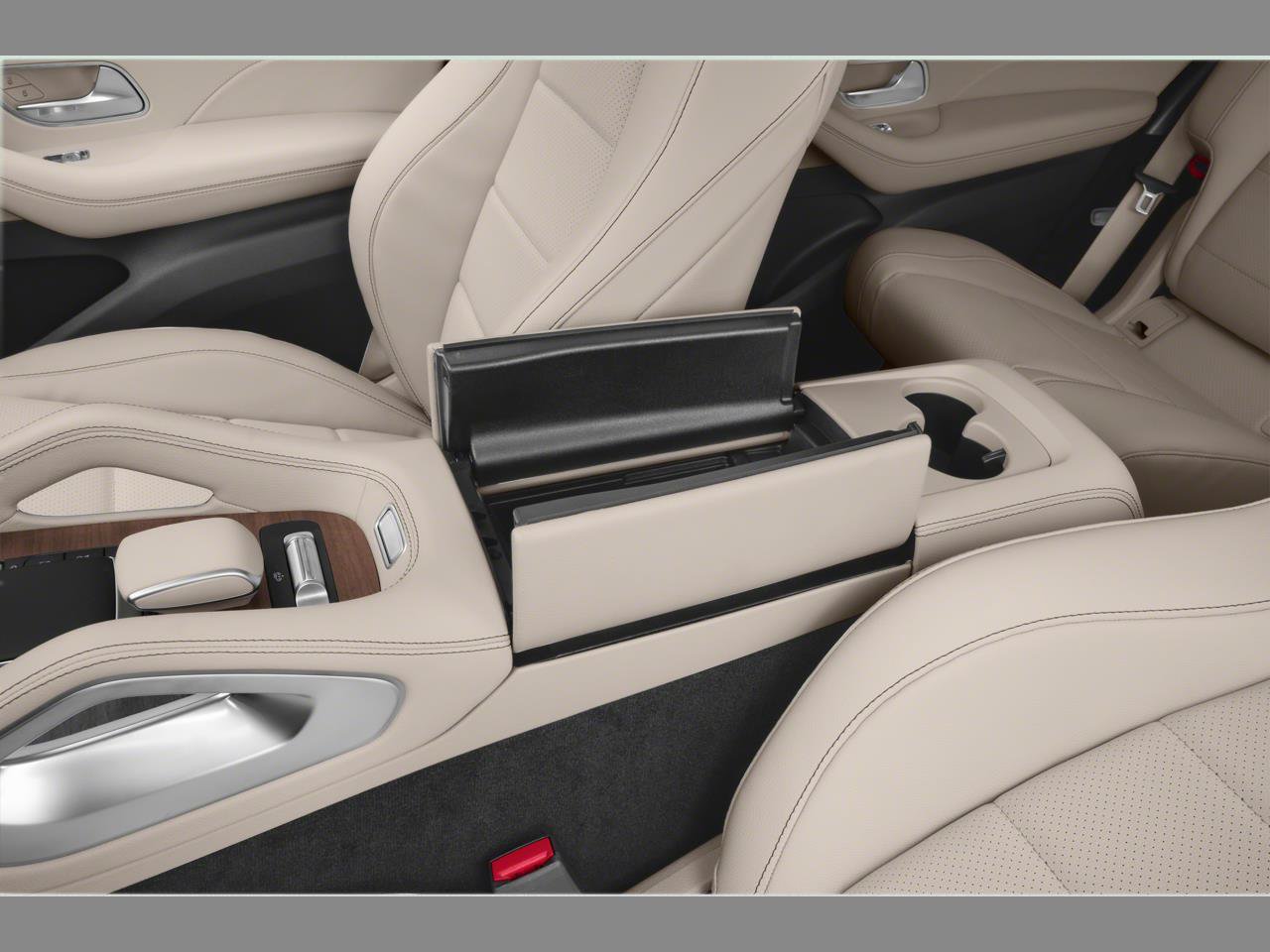 Used 2025 Mercedes-Benz GLS 450 4MATIC image 44