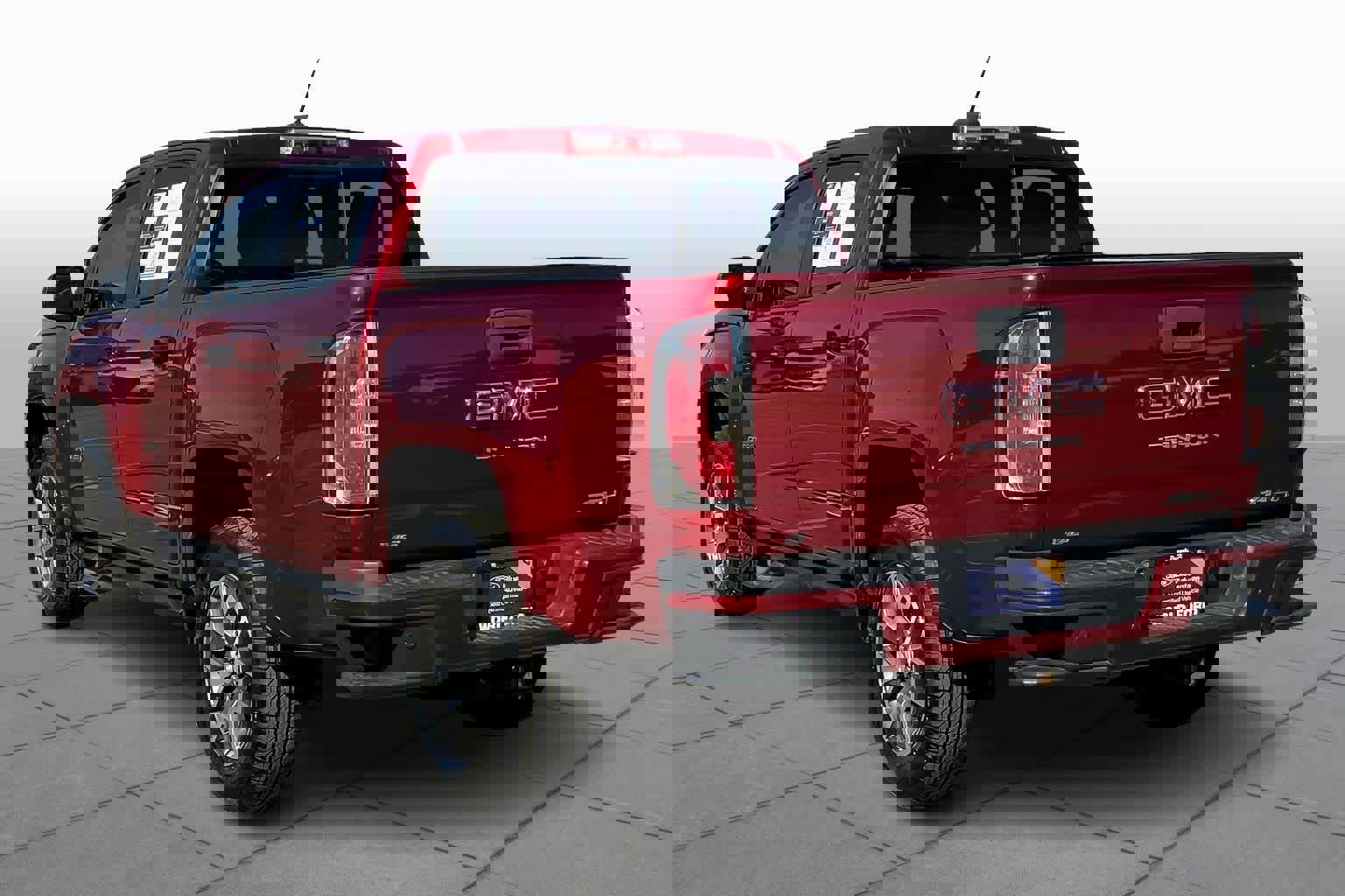 Used 2022 GMC Canyon AT4 w/ Driver Alert Package image 4