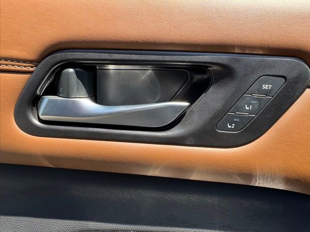 Used 2023 Nissan Pathfinder Platinum AWD/4WD image 23