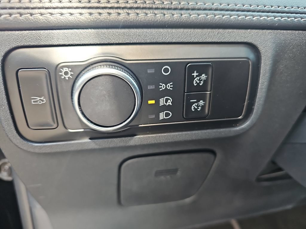 Certified 2024 Ford Mustang Premium RWD image 25
