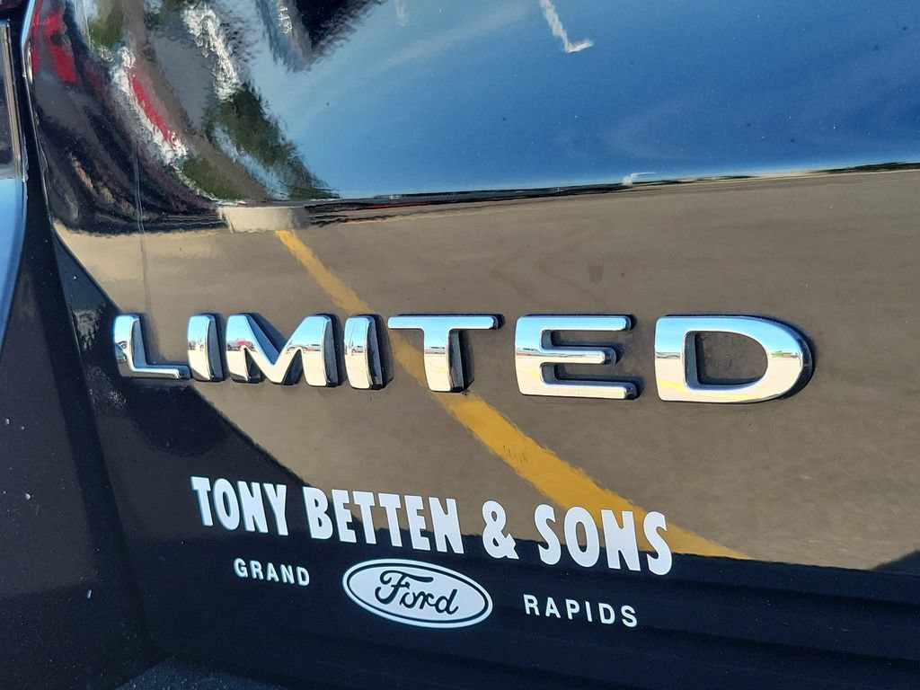 Certified 2023 Ford Expedition Limited AWD/4WD image 6