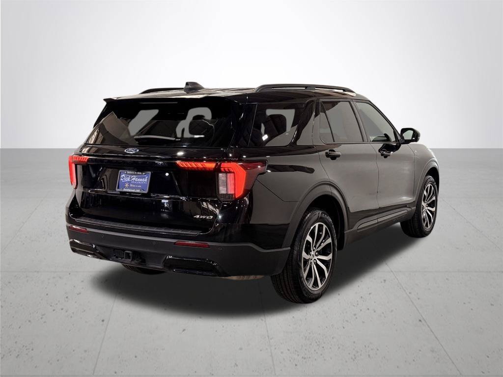 Certified 2025 Ford Explorer ST-Line AWD/4WD image 10