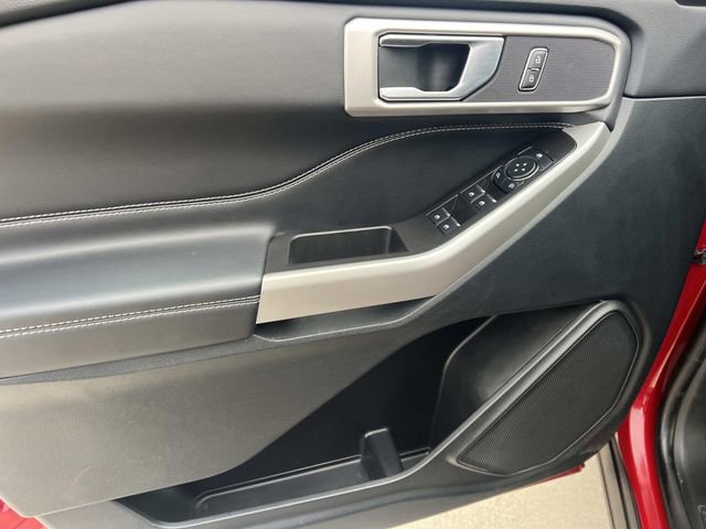 Certified 2023 Ford Explorer XLT w/ Equipment Group 202A image 16