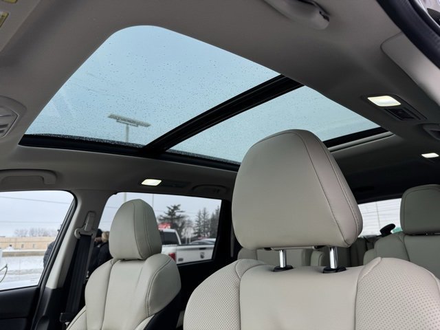 Used 2024 Subaru Ascent Limited w/ Technology Package image 15