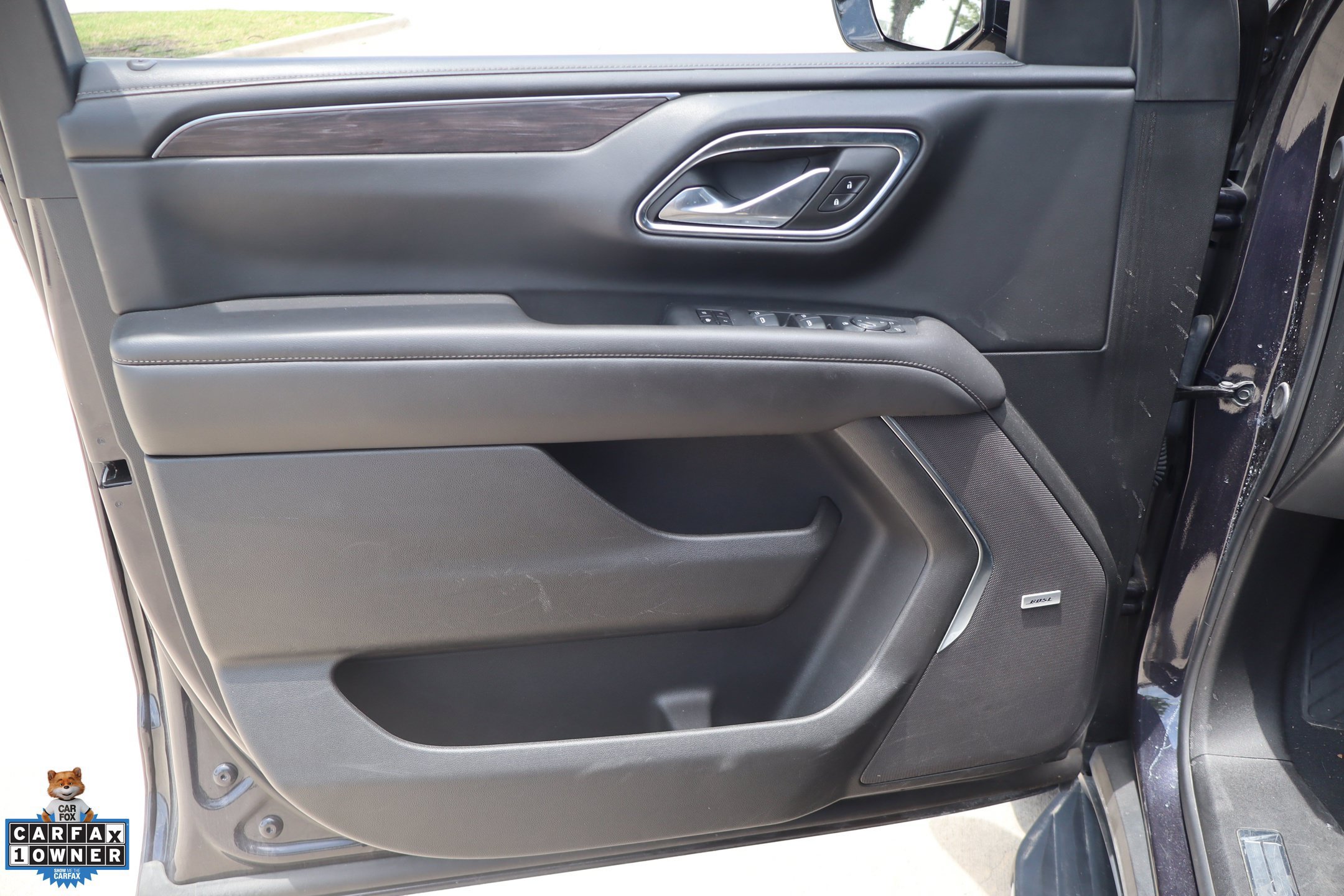 Used 2024 Chevrolet Tahoe LT AWD/4WD image 13