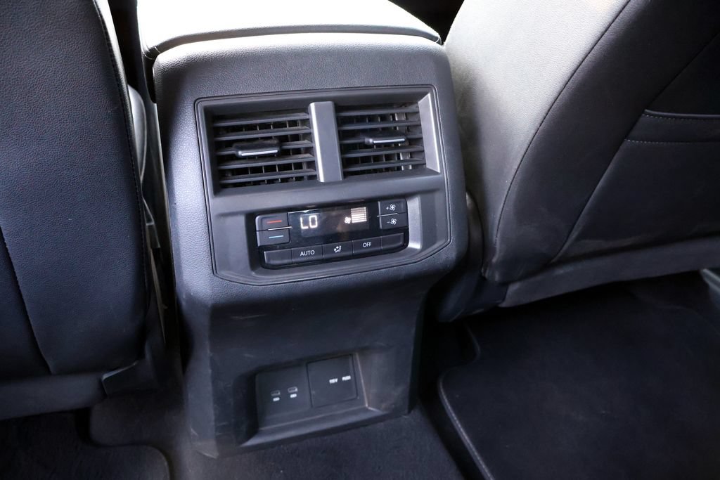 Used 2023 Volkswagen Atlas SE FWD image 29