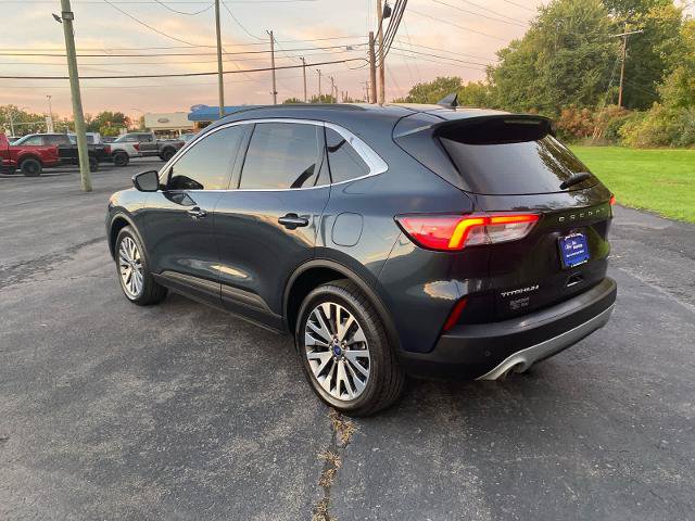 Certified 2022 Ford Escape Titanium AWD/4WD image 12