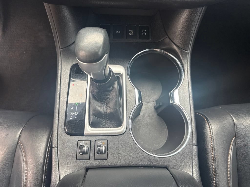 Used 2019 Toyota Highlander XLE AWD/4WD image 29