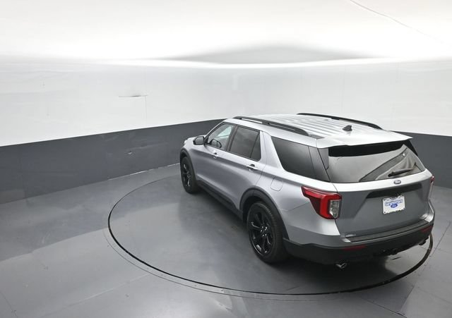 Certified 2023 Ford Explorer ST-Line w/ Class IV Trailer Tow Package RWD image 22