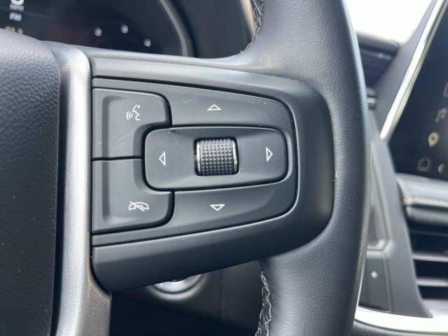 Used 2023 GMC Yukon SLT AWD/4WD image 39