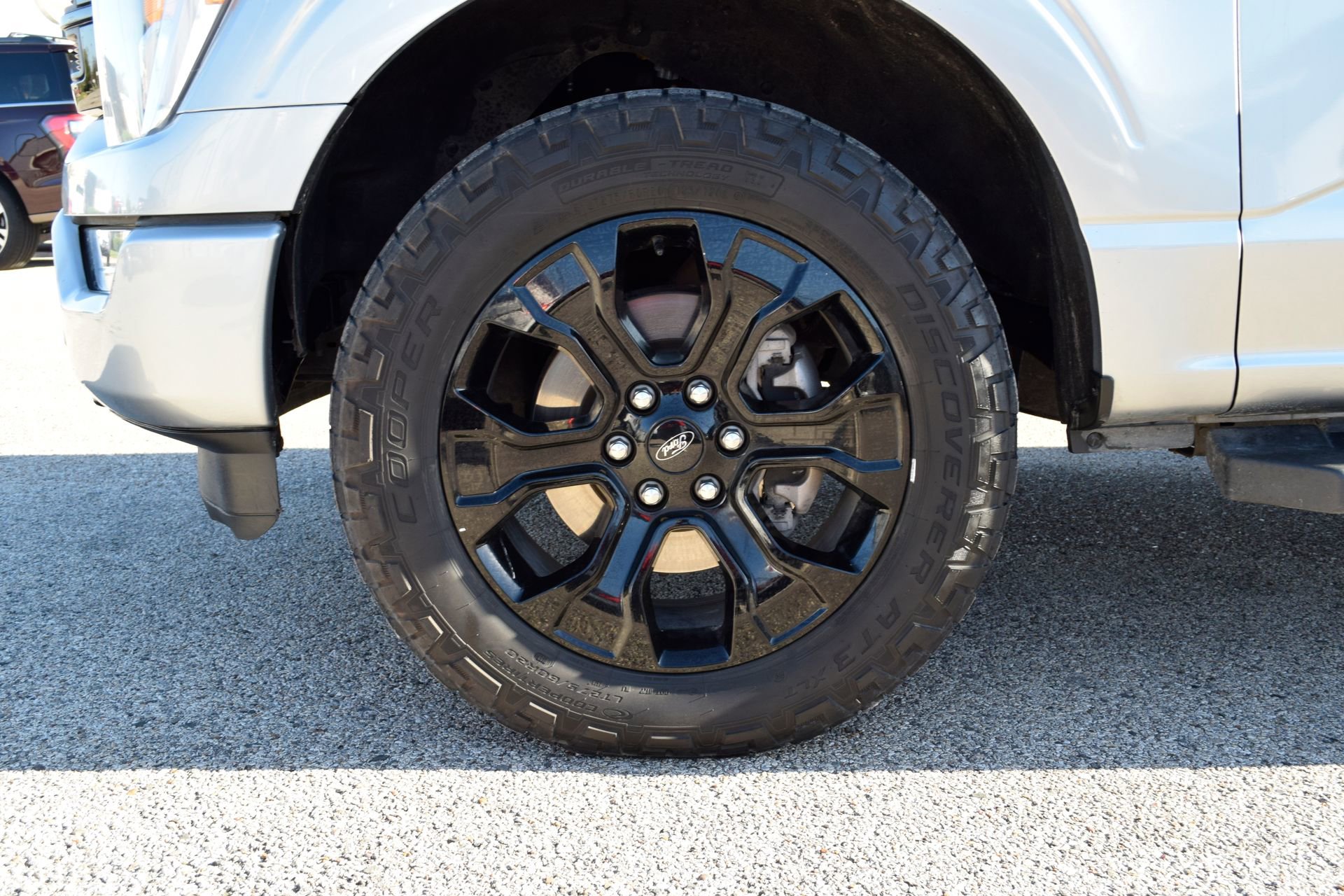 Certified 2022 Ford F150 XLT w/ Equipment Group 302A High image 25