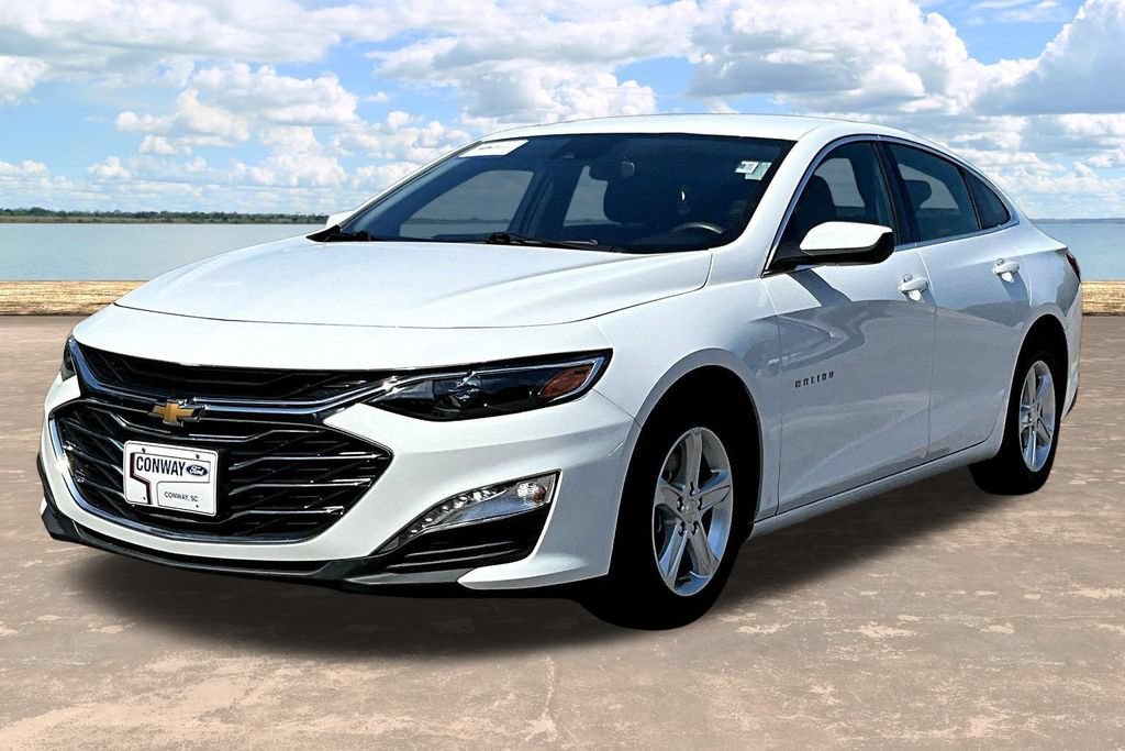 Used 2024 Chevrolet Malibu LT FWD image 4