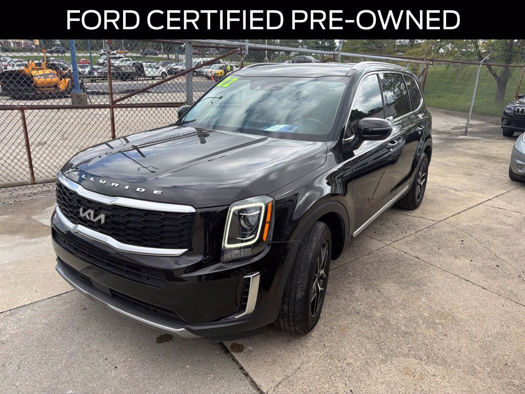 Used 2022 Kia Telluride EX FWD image 2