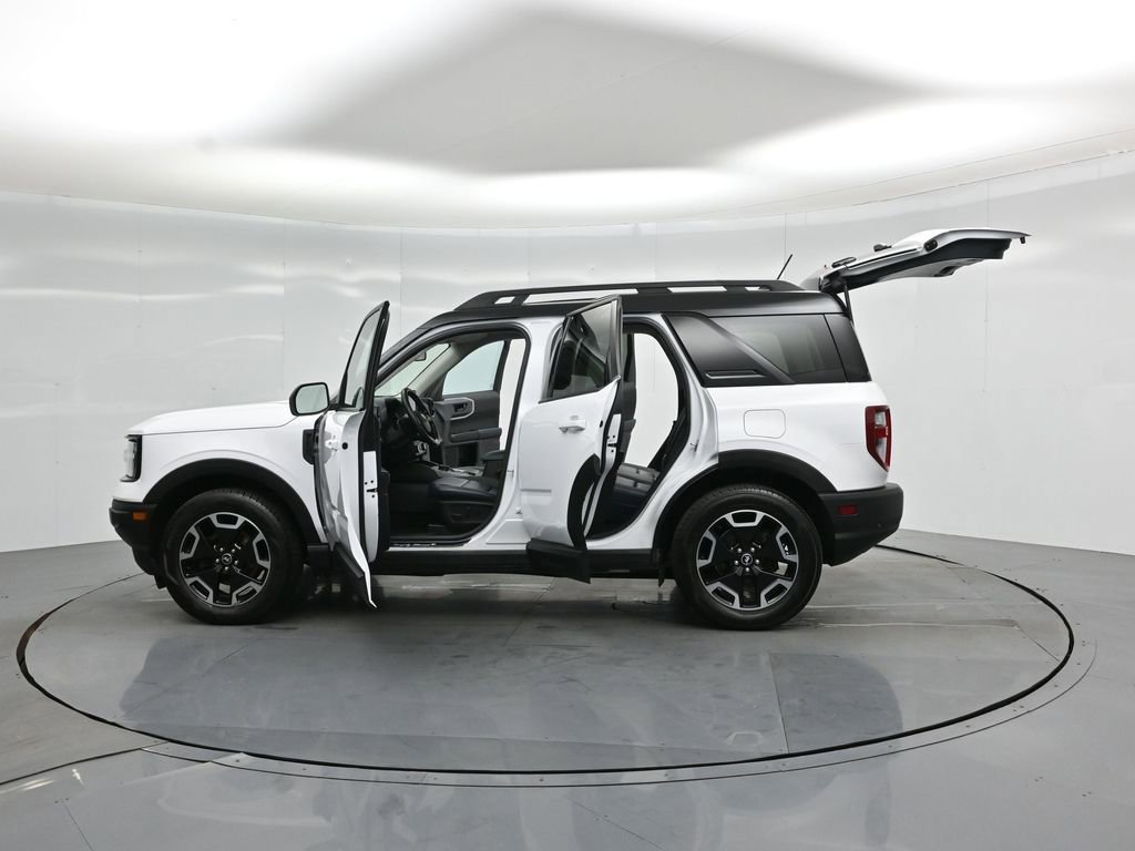 Certified 2022 Ford Bronco Sport Outer Banks w/ Tech Package AWD/4WD image 36