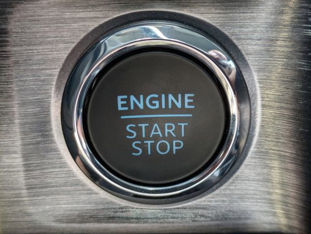 Certified 2023 Ford F250 Lariat w/ Tremor Off-Road Package image 28