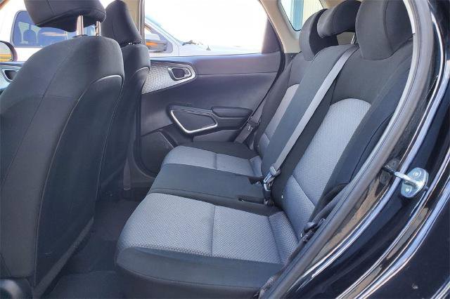 Used 2023 Kia Soul LX w/ LX Technology Package image 28