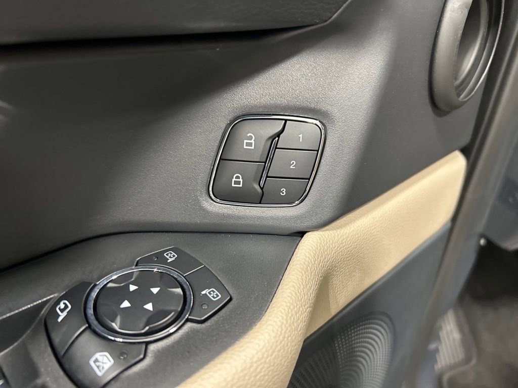 Certified 2024 Ford Expedition Limited image 16