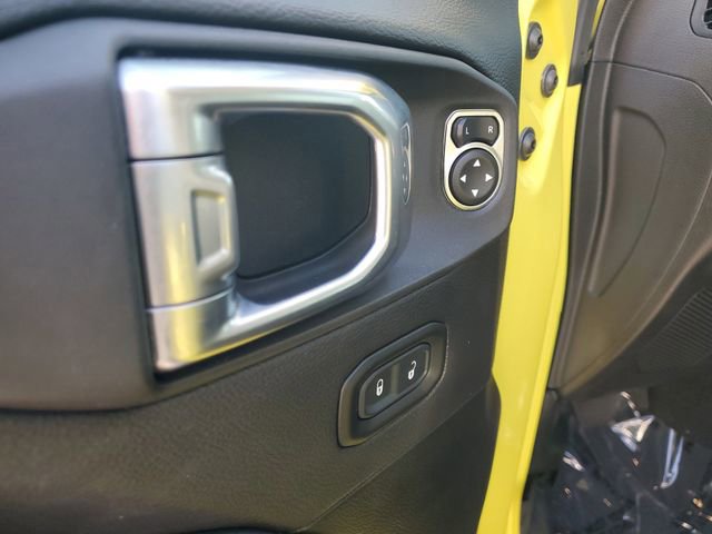 Used 2022 Jeep Wrangler Unlimited Sahara image 18