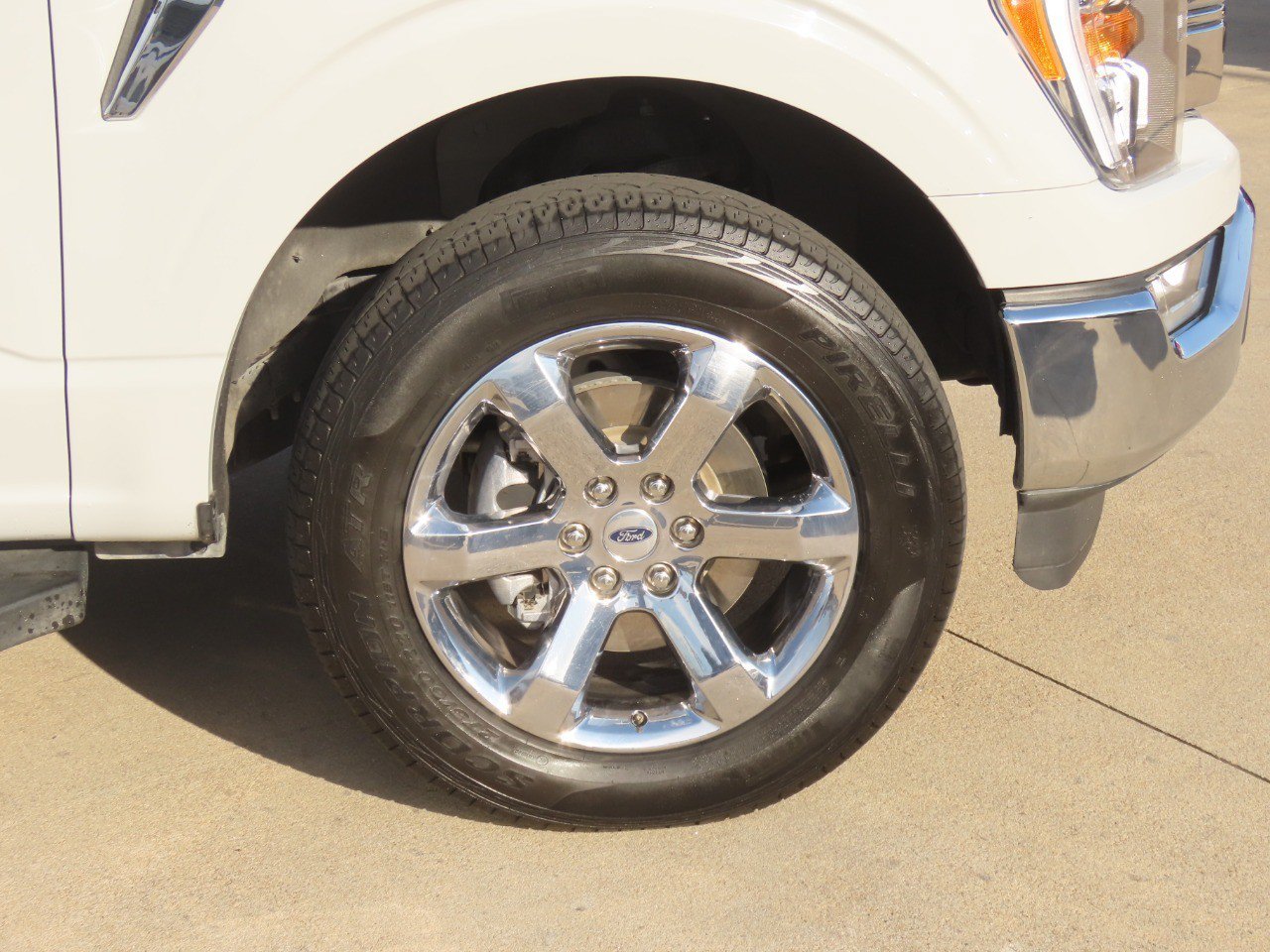 Certified 2023 Ford F150 Lariat w/ Trailer Tow Package AWD/4WD image 9