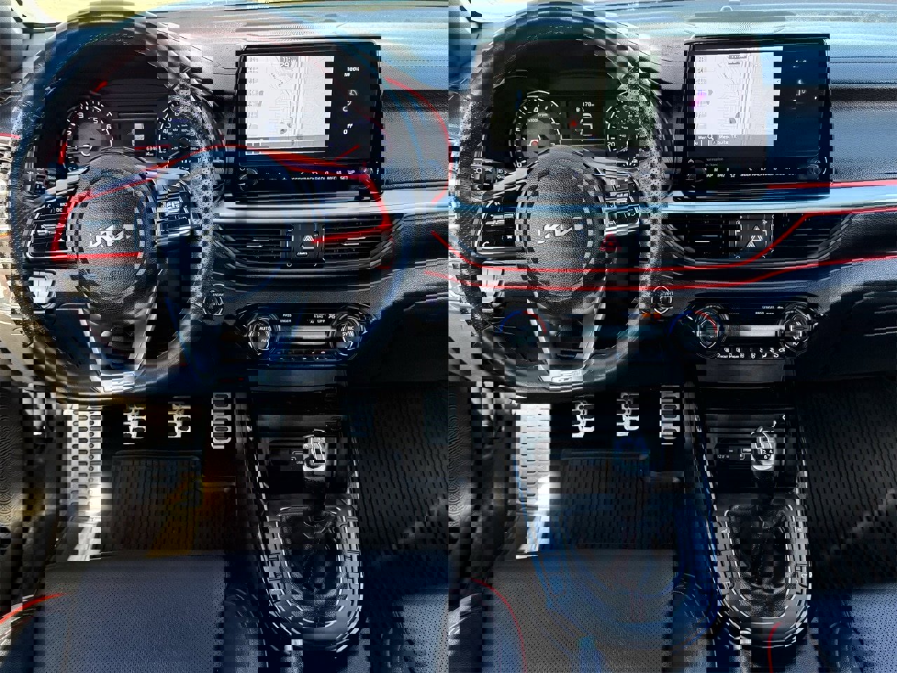 Used 2023 Kia Forte GT image 11