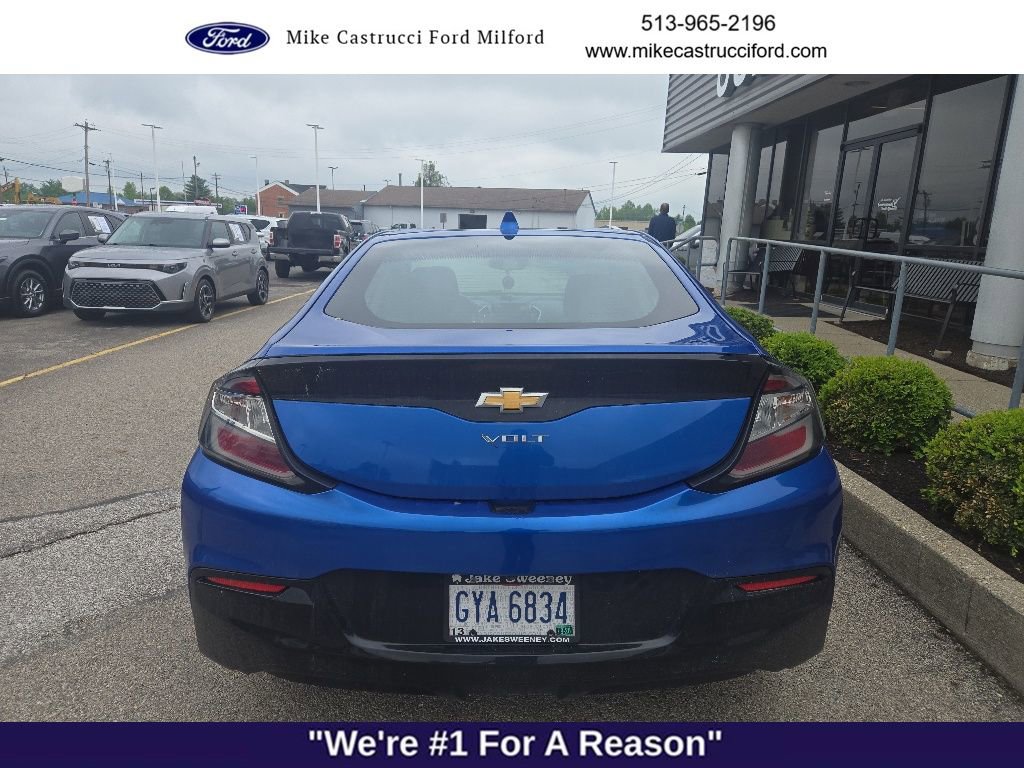 Used 2018 Chevrolet Volt LT w/ Comfort Package FWD image 5