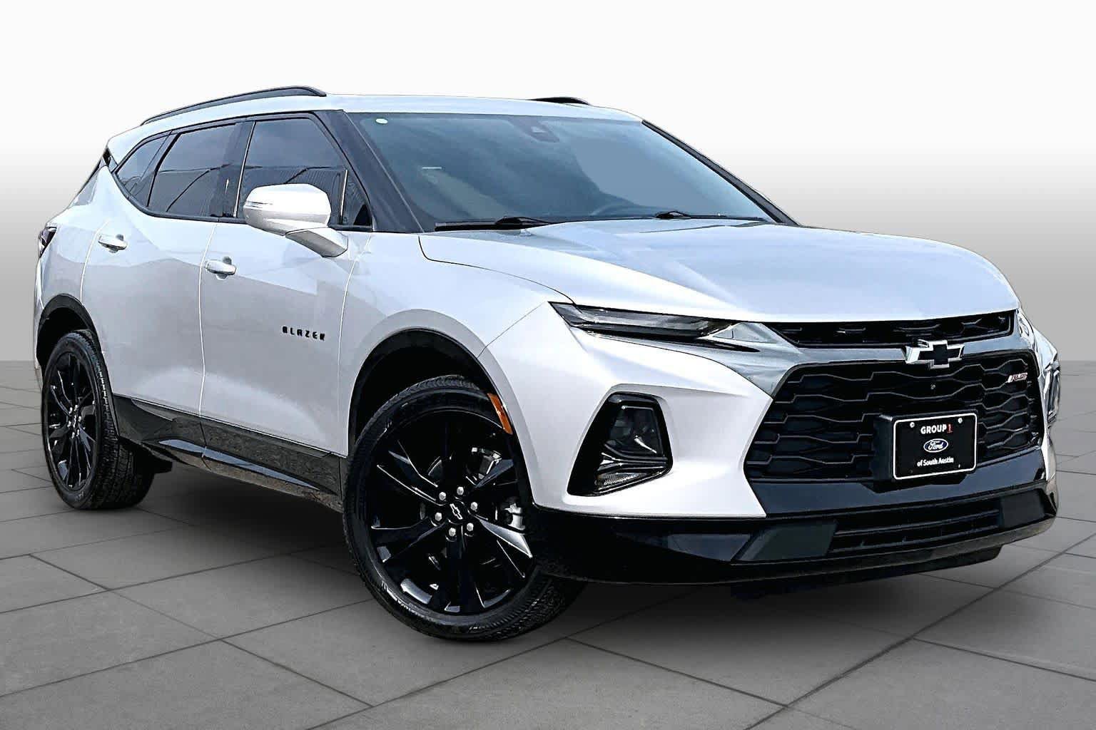 Used 2022 Chevrolet Blazer RS w/ Driver Confidence II Package FWD image 3
