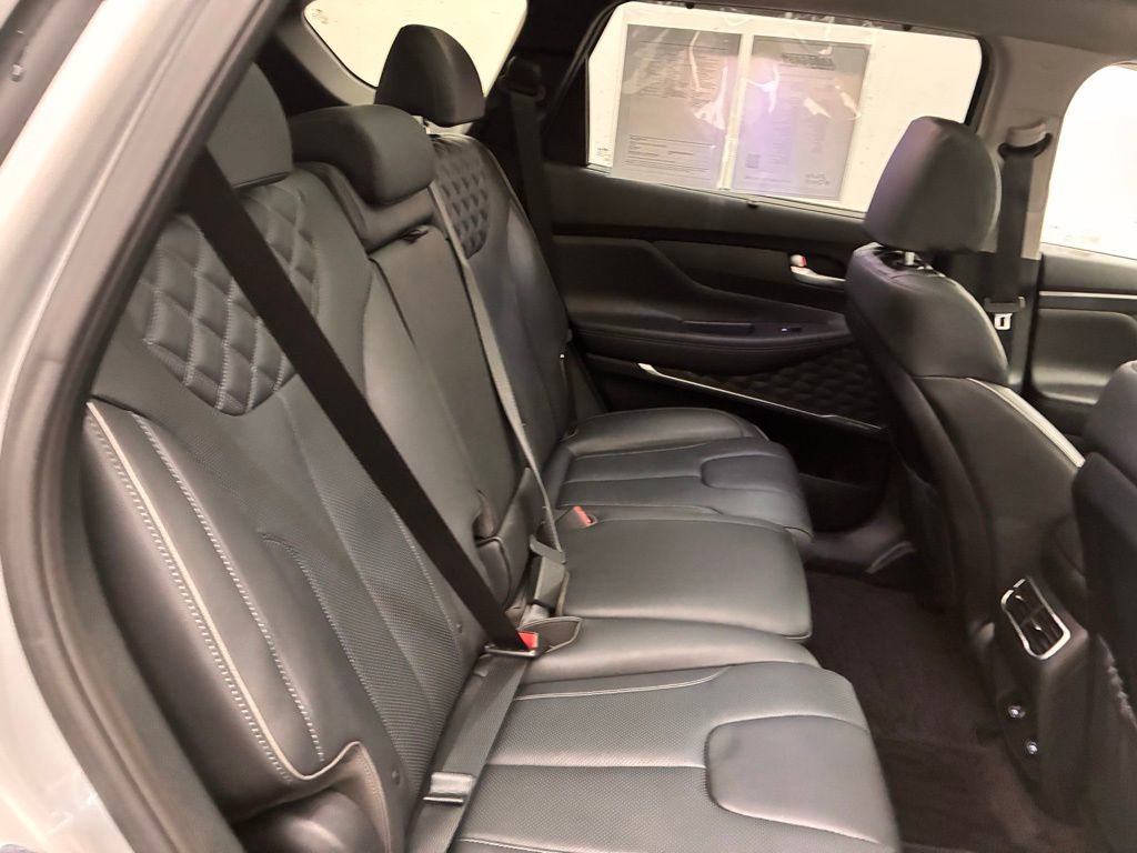 Used 2022 Hyundai Santa Fe SEL Premium image 31