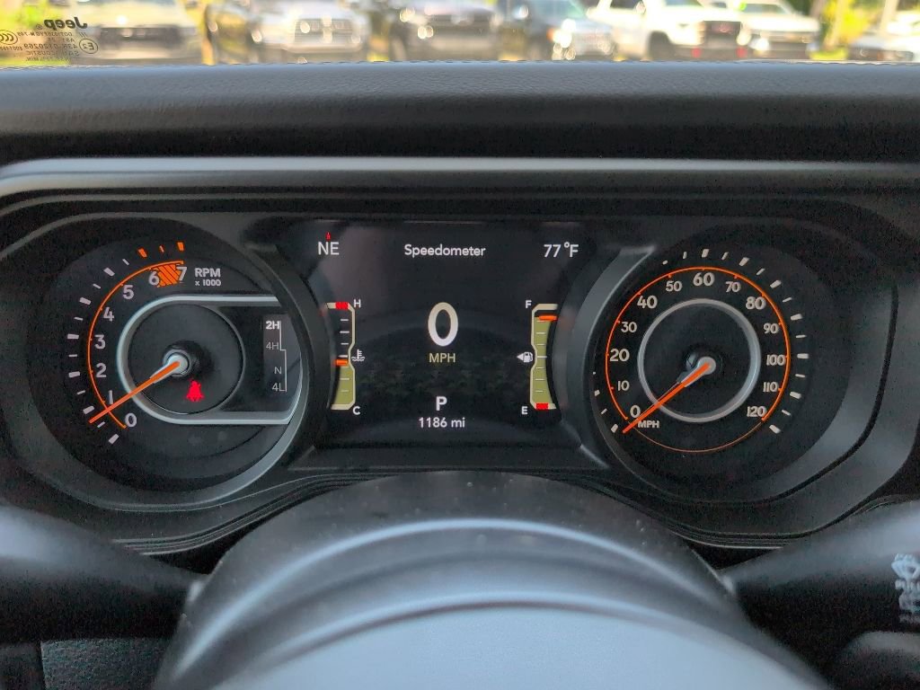 Used 2026 Jeep Wrangler Unlimited Rubicon AWD/4WD image 12