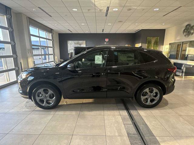 Certified 2025 Ford Escape ST-Line w/ Tech Pack #1 AWD/4WD image 6