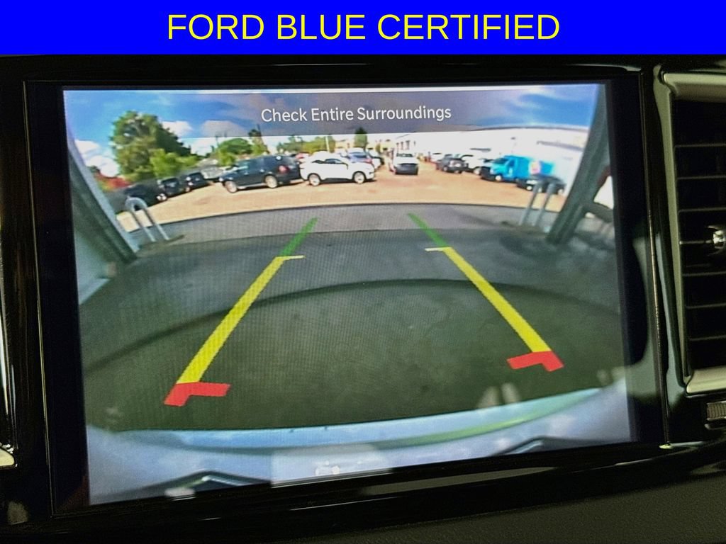 Used 2024 Chrysler Pacifica Touring-L FWD image 16