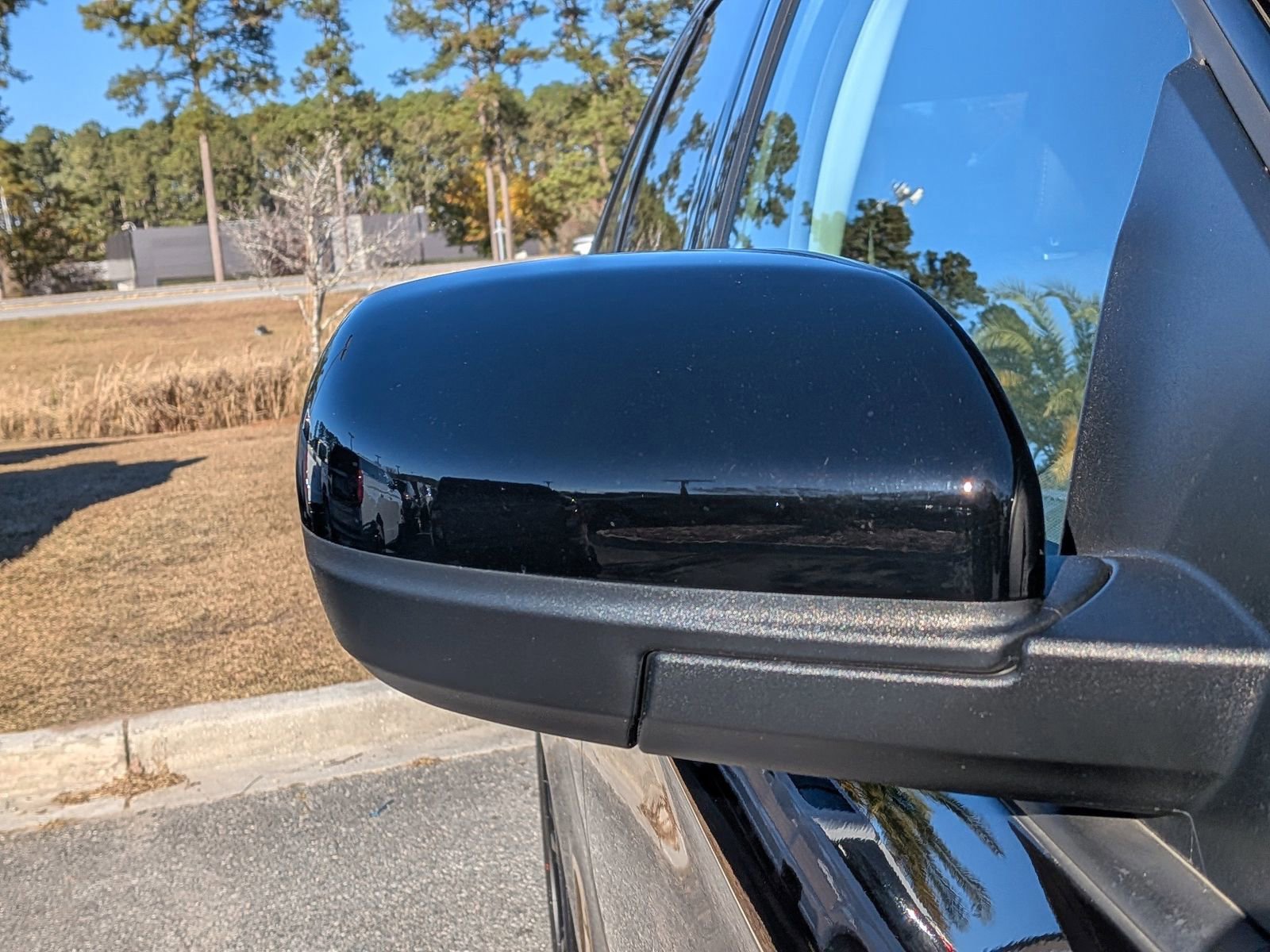 Certified 2022 Ford Edge SE w/ Black Appearance Package image 14