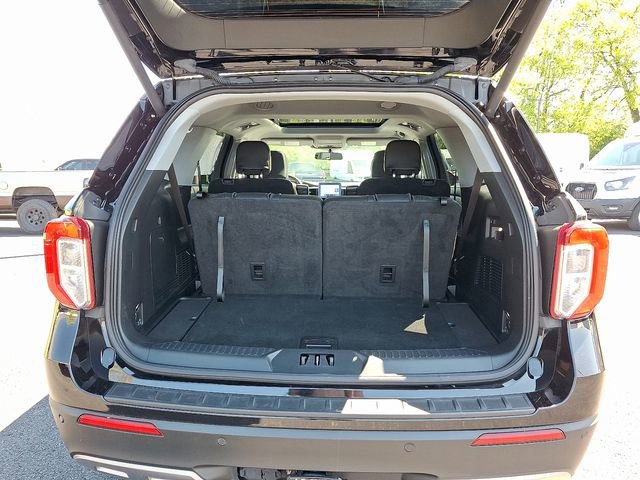 Certified 2023 Ford Explorer XLT w/ Equipment Group 202A AWD/4WD image 31